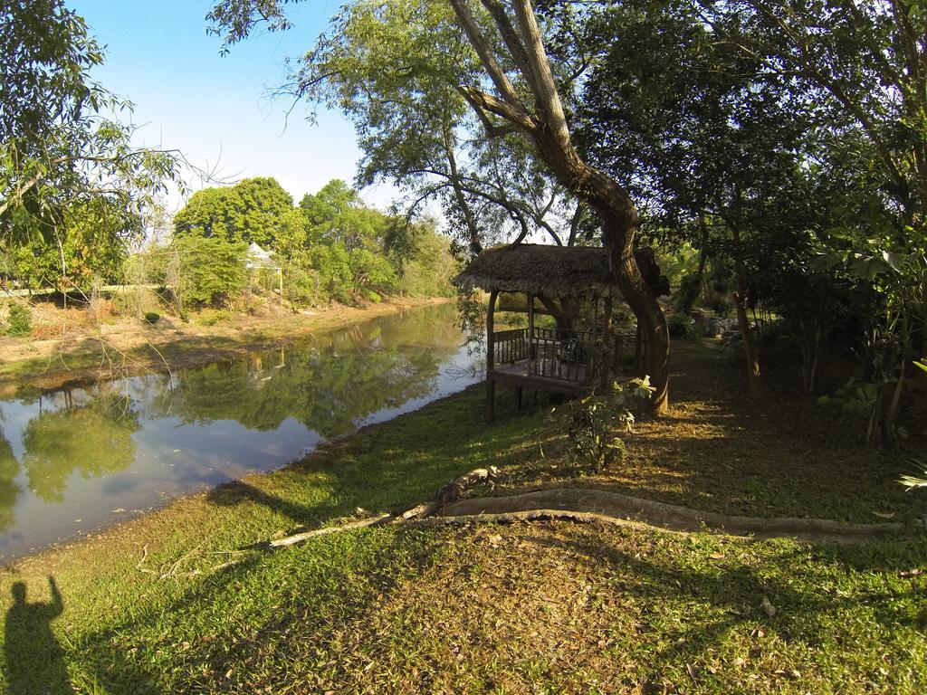 Riverside Ban Cho Lae Bagian luar foto