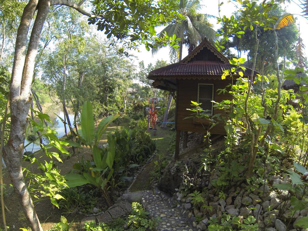 Riverside Ban Cho Lae Bagian luar foto