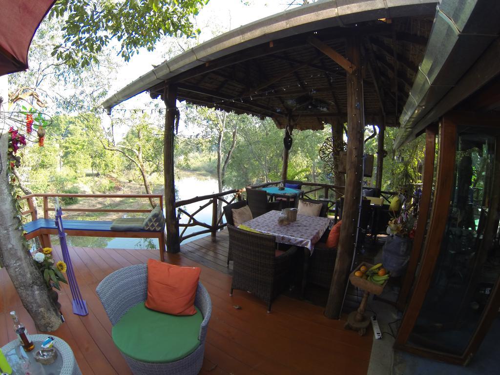 Riverside Ban Cho Lae Bagian luar foto