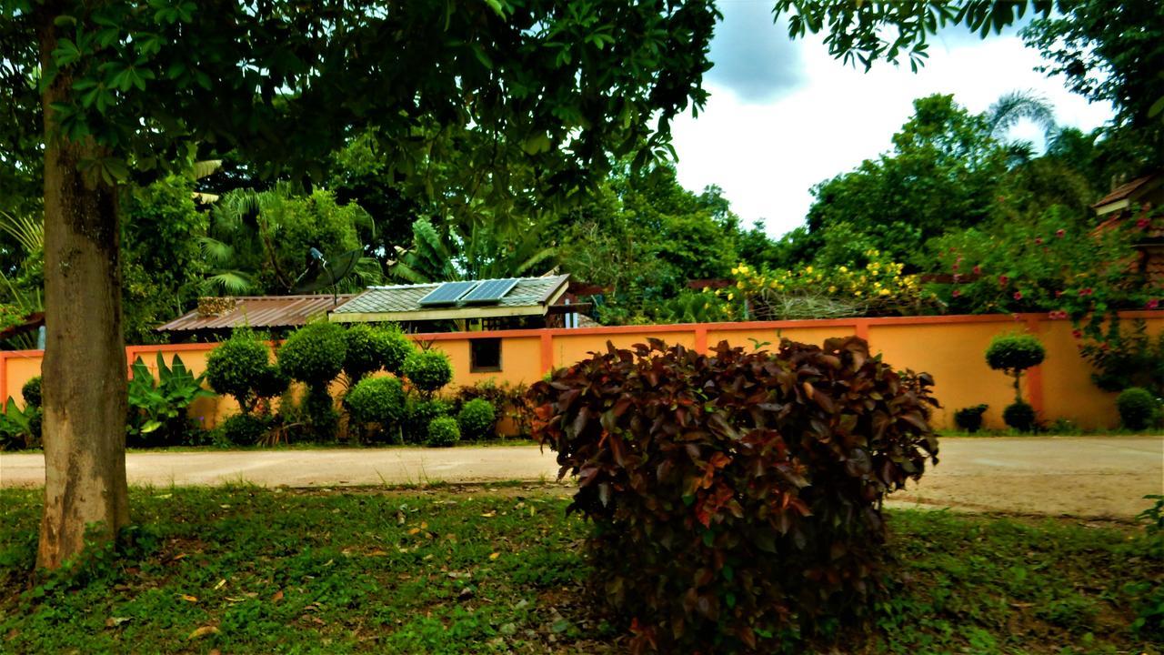 Riverside Ban Cho Lae Bagian luar foto